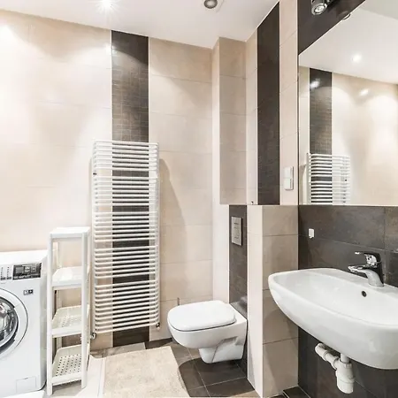 Rent Like - Podwale 74 * Breslau